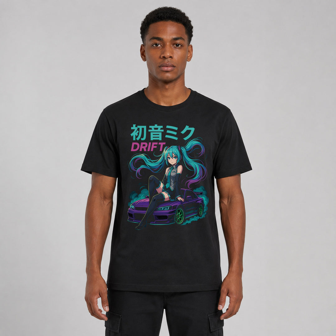 LOWKRATIEF Hatsune Drift R34 T-Shirt mit Frontprint